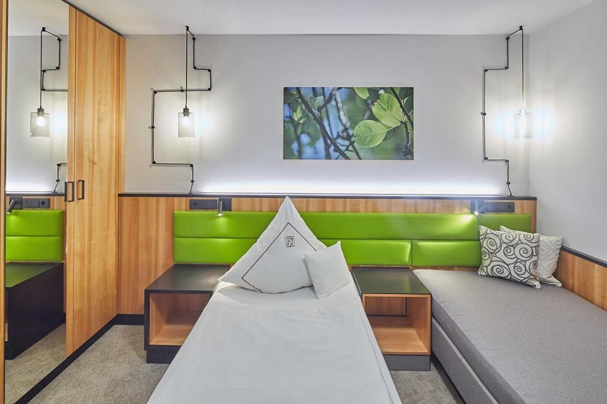 Landhotel Naafs-Haeuschen Ломар Екстер'єр фото