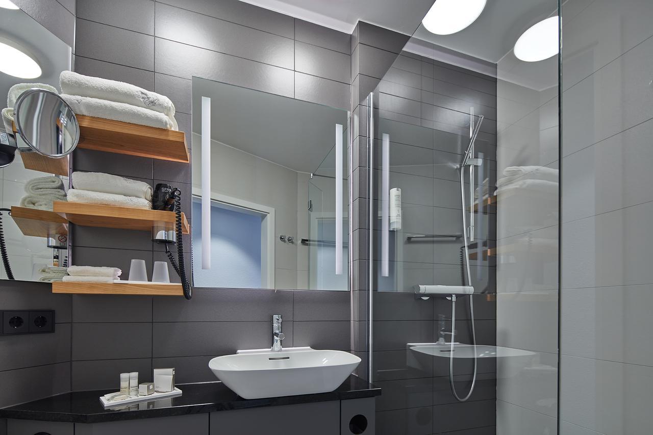 Landhotel Naafs-Haeuschen Ломар Екстер'єр фото