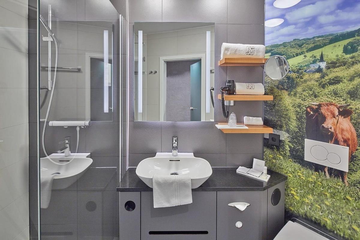 Landhotel Naafs-Haeuschen Ломар Екстер'єр фото